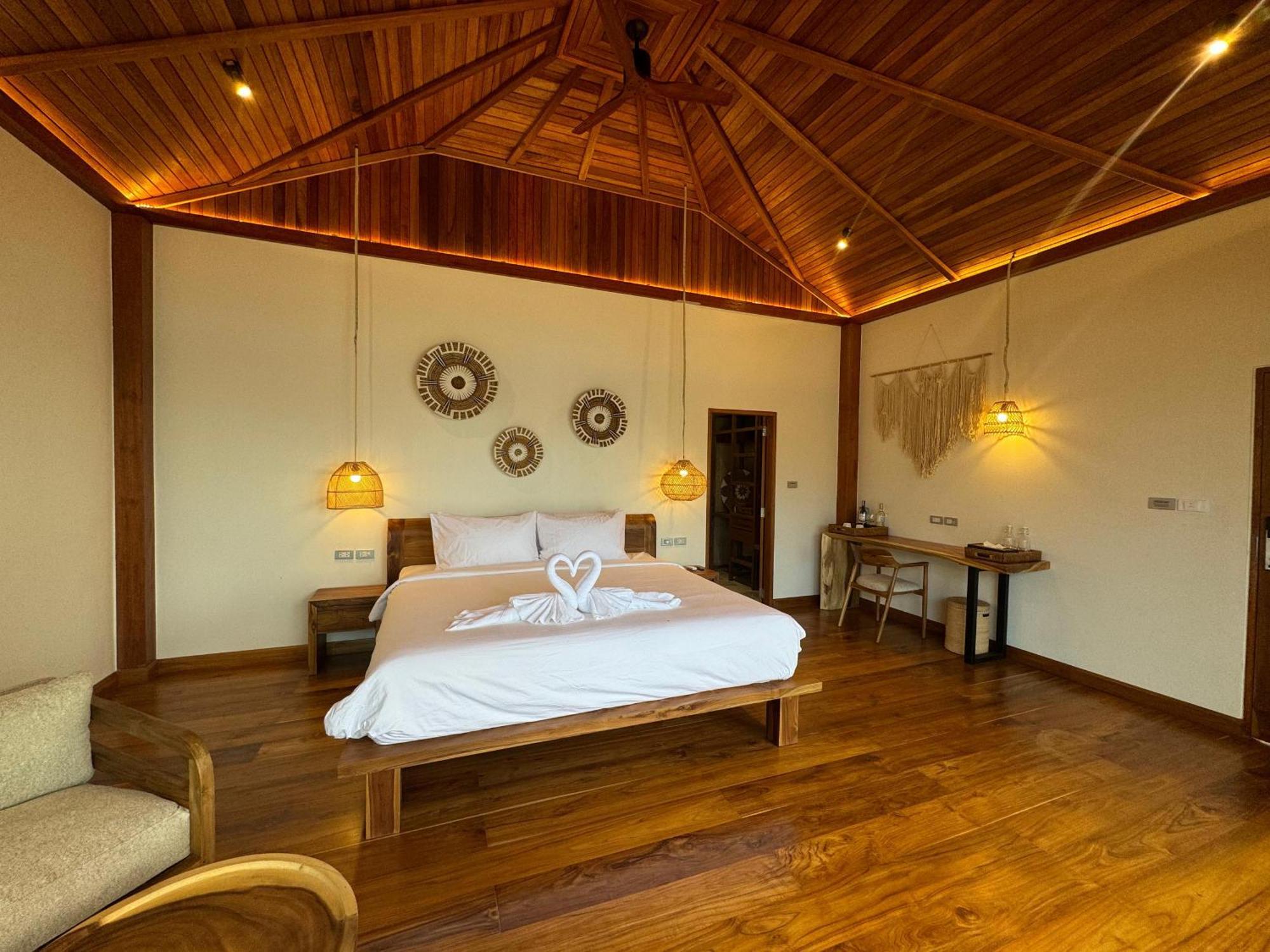 Ten Moons Sunset Villas Koh Lipe Exterior photo