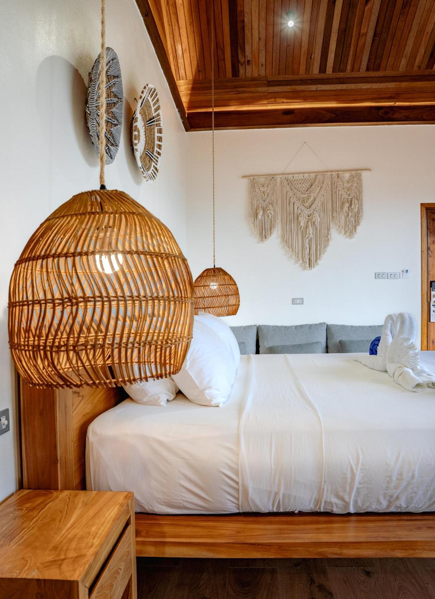Ten Moons Sunset Villas Koh Lipe Exterior photo